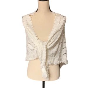 VINTAGE 70’s Women’s Creme Off White Knit Triangle Shawl